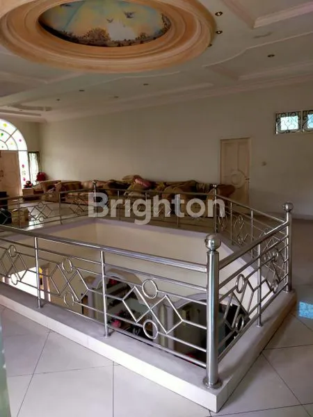 image RUMAH MEWAH DI KAWASAN BERKEMBANG  CIMANGGU PERMAI (4)