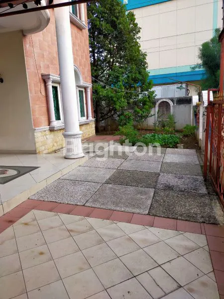 image RUMAH MEWAH DI KAWASAN BERKEMBANG  CIMANGGU PERMAI (2)