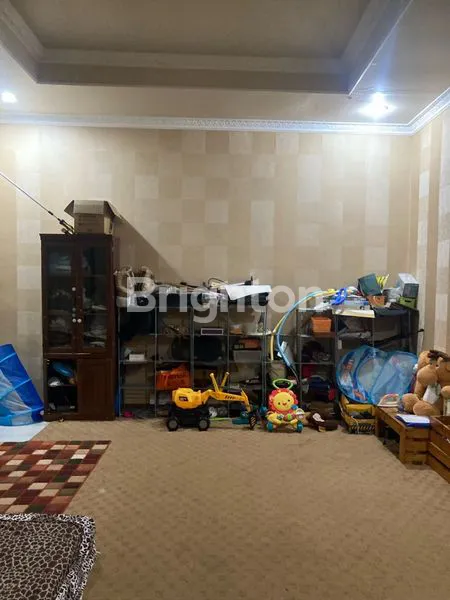 image 2 RUMAH RENOV JADI 1 HARGA MIRING BU (4)