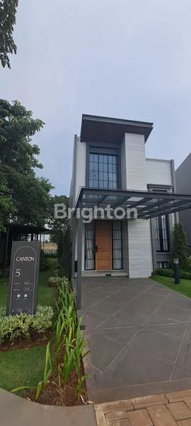 image RUMAH AMERICAN CLASSIC GRAND DUTA CITY SUMMARECON CROWN GADING HARAPAN INDAH BEKASI   (1)