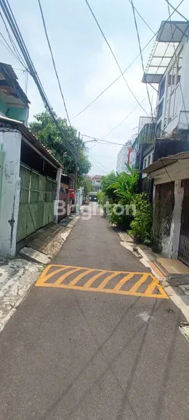 image RUMAH TUA ANTIK SUDAH 85% RENOVASI BERSIH & NYAMAN (2)