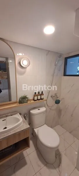 image RUMAH AMERICAN CLASSIC GRAND DUTA CITY SUMMARECON CROWN GADING HARAPAN INDAH BEKASI (6)