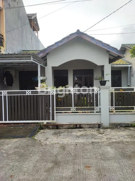 image RUMAH KELUARGA NYAMAN DAN STRATEGIS (2)