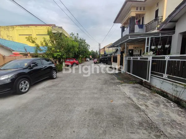 image RUMAH KELUARGA NYAMAN DAN STRATEGIS (4)