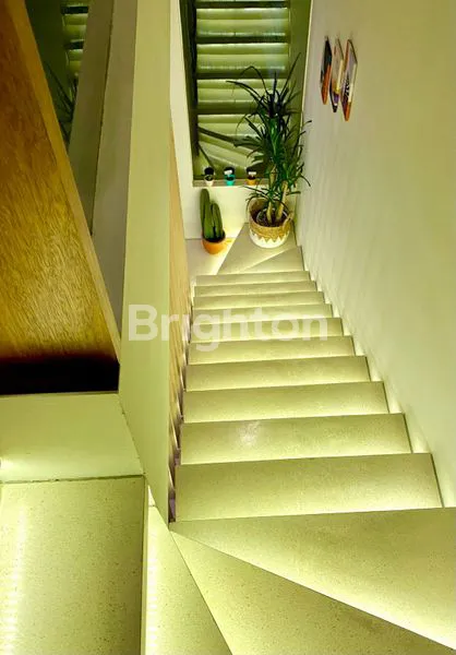 image CEPAT MURAH SIAP HUNI FULLY FURNISHED DI CIGANJUR JAGAKARSA JAKARTA SELATAN (3)