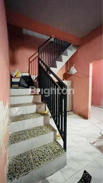 image RUMAH HALAMAN LUAS DI LIDAH KULON DEKAT PTC, CITRALAND, GWALK, UNESA LIDAH  (5)