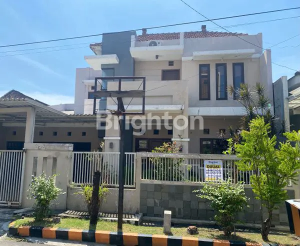 RUMAH 1.5 LANTAI PENJARINGAN SARI SEMI FURNISHED LUAS