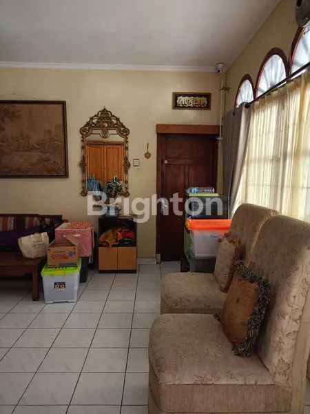 image DIJUAL RUMAH LOKASI STRATEGIS DI TEBET (3)