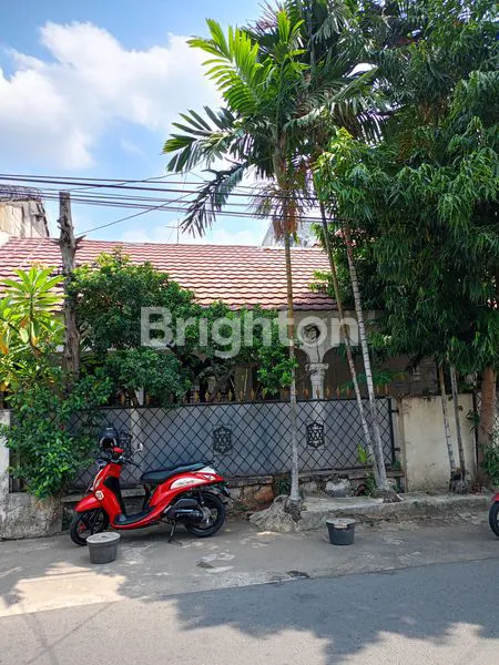 image DIJUAL RUMAH LOKASI STRATEGIS DI TEBET (1)