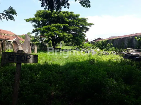 image TANAH LANGKA DI SUNSET ROAD (2)