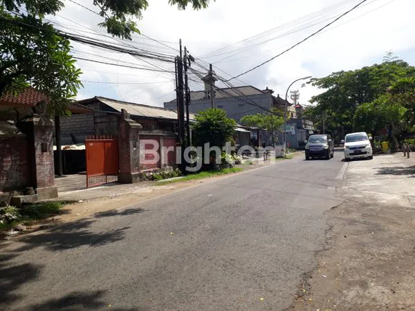 image TANAH LANGKA DI SUNSET ROAD (3)