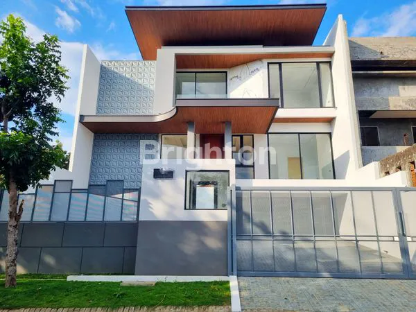 image RUMAH GRAHA FAMILY BARU GRES MEWAH DEKAT TOL, PUSAT BISNIS DAN KOMERSIAL (1)