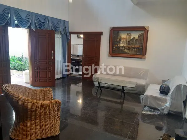 image RUMAH MEWAH MODERN DI LOKASI PUNCAK DIENG (1)