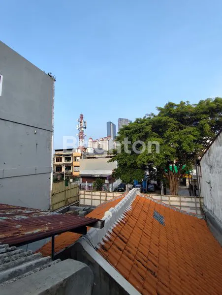 image RUKO GANDENG 1 ½ LANTAI TANJUNG DUREN JALAN BESAR RAYA COCOK UNTUK USAHA (7)