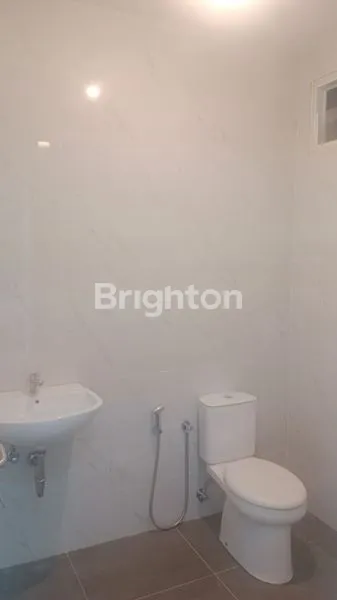 image JUAL GEDUNG BARU RADEN INTAN KALIMALANG (5)