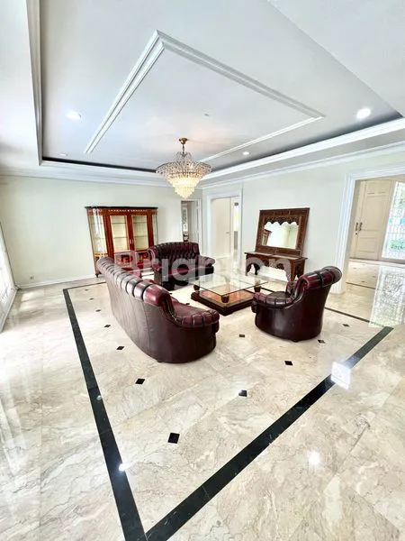 image RUMAH MEWAH PONDOK INDAH JAKARTA SELATAN (2)