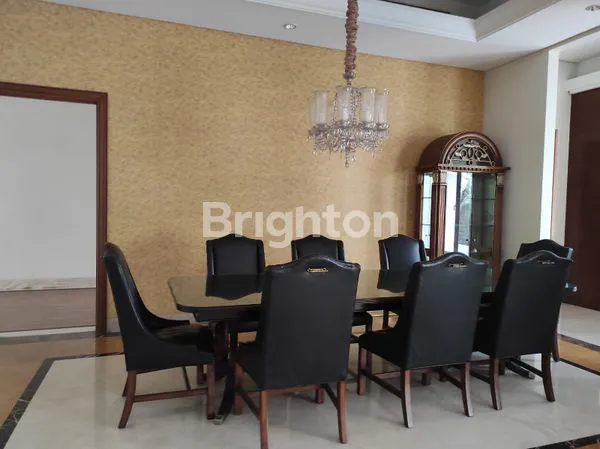 image RUMAH MEWAH PONDOK INDAH JAKARTA SELATAN (7)