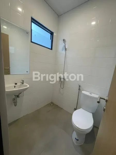image RUMAH BARU DI CLUSTER YUTHICA BSD CITY (5)