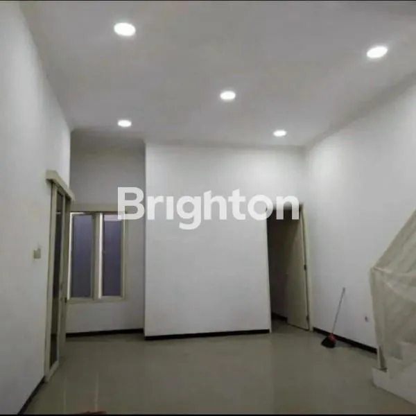 image RUMAH 2 LANTAI  SUTOREJO  DEKAT SUTOREJO TIMUR, SUTOREJO SELATAN,SUTOREJO UTARA, SUTOREJO PRIMA INDAH, SUTOREJO PRIMA UTARA, GRIYA SUTOREJO ASRI,  MULYOSARI TIMUR, MULYOSARI BARU, MULYOSARI PRIMA, WISMA PERMAI   (3)