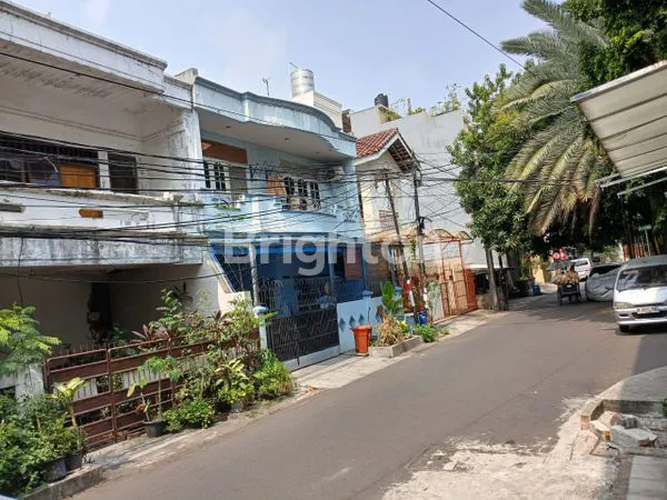 image RUMAH 2 LANTAI SUNTER JAKARTA UTARA (2)