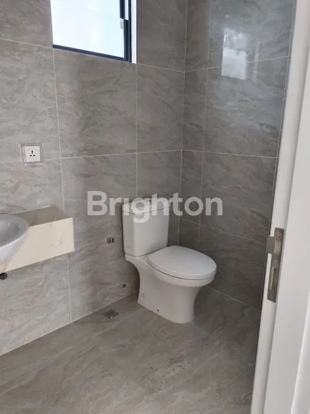 image RUMAH LAVON 2 DOUBLE DEKKER , CLUSTER MONTANA, TANGHERANG, CIKUPA (7)