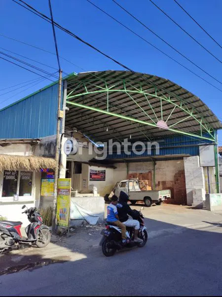 image RUKO DAN USAHA TOKO BANGUNAN BEBEKAN SEPANJANG STRATEGIS (7)