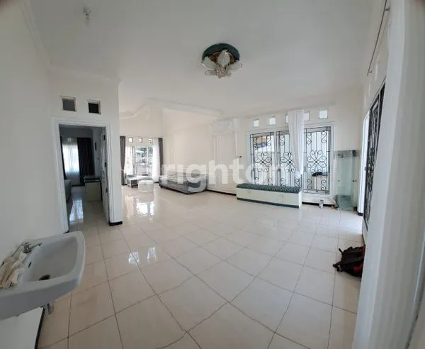 image SEWA RUMAH ELITE CANDI GOLF SEMARANG (7)