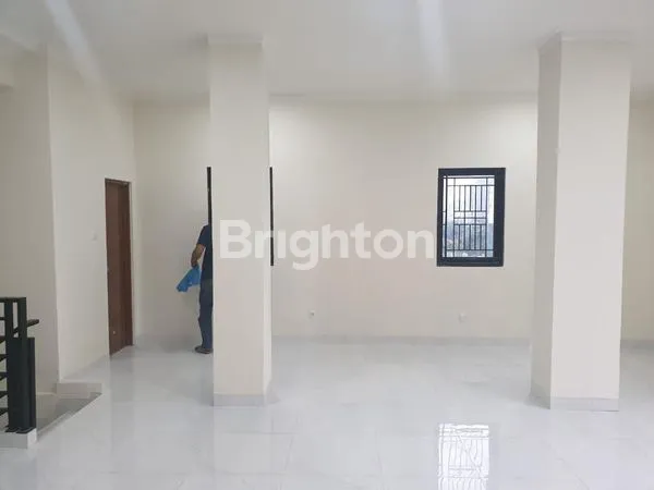 image RUKO DIJUAL/DISEWAKAN DI TANAH ABANG JAKARTA PUSAT (5)