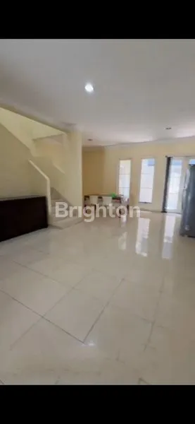 image RUMAH SUTERA ONYX ALAM SUTERA (2)