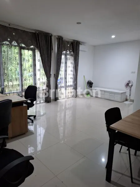 image RUMAH DI PERUMAHAN ALAYA (3)