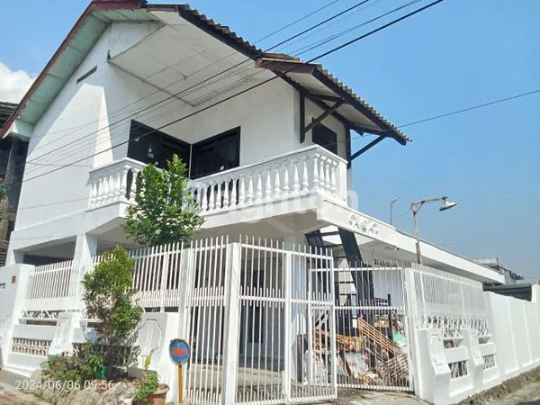image RUMAH DI TAMBAKAJI NGALIYAN SEMARANG (1)