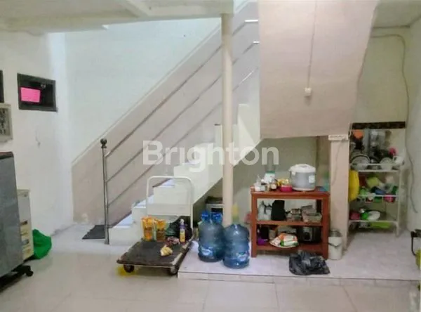 image RUMAH TINGKAT POJOK PRIVASI TERJAMIN HARGA TERJANGKAU FULL BANGUNAN SAPTA PRASETYA SEMARANG (3)