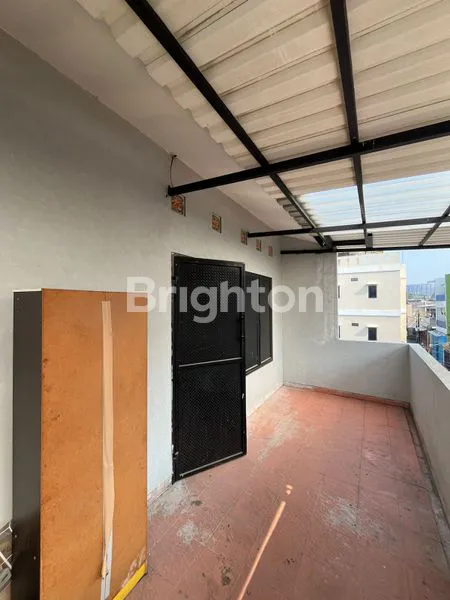 image JUAL RUMAH 3 LANTAI SUNTER JAKARTA UTARA (8)