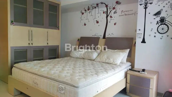 TANGLIN PODIUM SPECIAL STUDIO