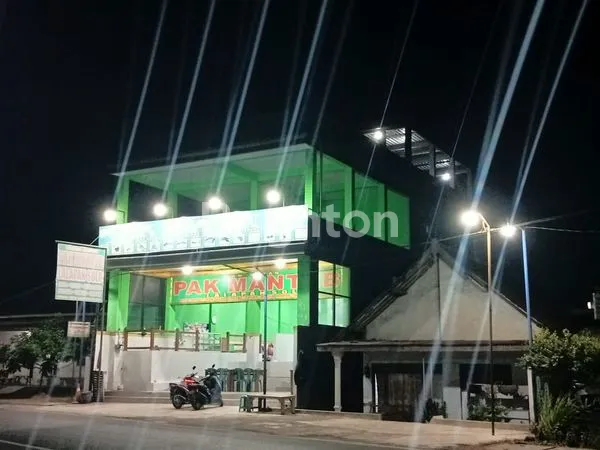 RUMAH MAKAN AKTIF POROS JALAN RAYA KREBET - BULULAWANG, MALANG.