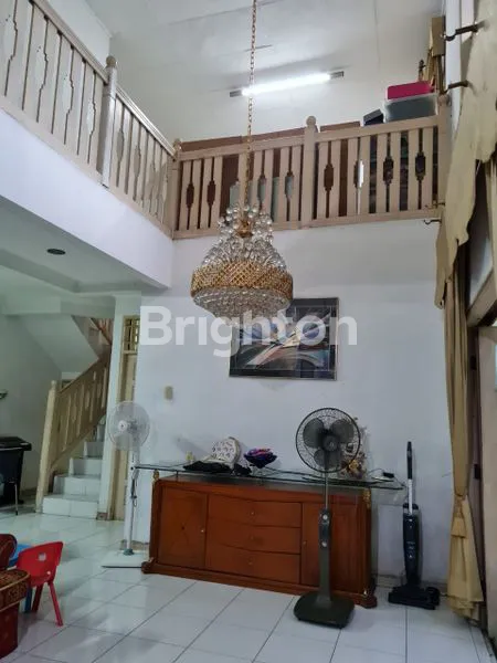 image RUMAH UNTUK USAHA DI BINTARO 9 (5)
