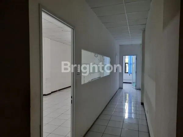 image RUKO 3 LANTAI DISEWAKAN DI TANGERANG (5)