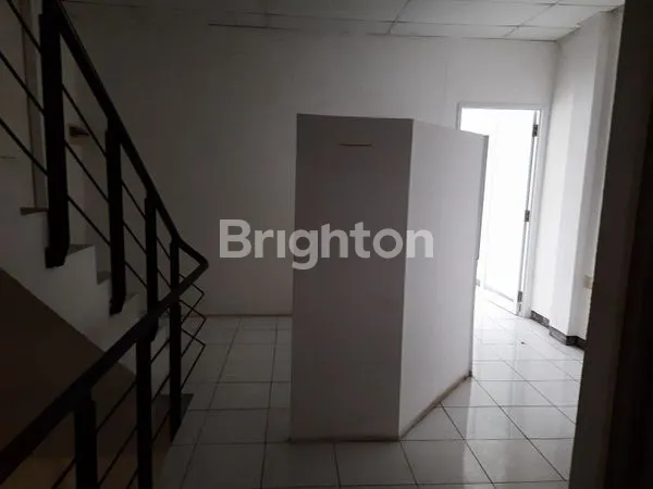 image RUKO 3 LANTAI DISEWAKAN DI TANGERANG (4)