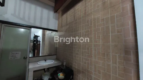 image 3 RUKO GANDENG 3 LANTAI DI LOKASI SUPER STRATEGIS  DENPASAR. BALI (8)