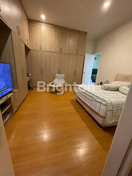 image RUMAH KAVLING POLRI 2¼ LANTAI KOMPLEK JELAMBAR (5)