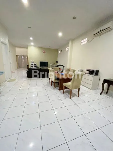 image RUMAH KAVLING POLRI 2¼ LANTAI KOMPLEK JELAMBAR (4)