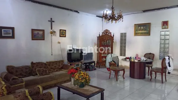 image RUMAH SIAP HUNI DI KUNCIRAN MAS PERMAI TANGERANG (4)