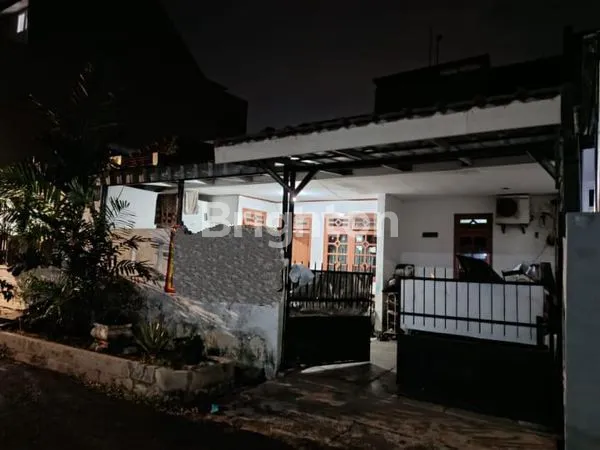 image RUMAH TINGGAL DUA LANTAI DI MERUYA (1)