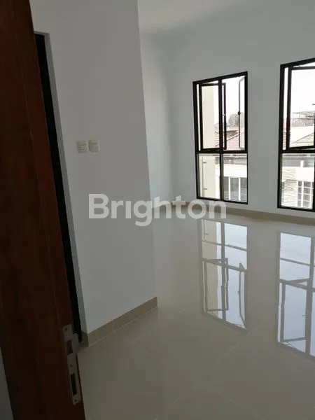 image RUMAH KEPA DURI JAKARTA BARAT (2)