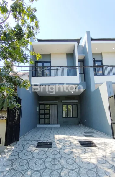 image RUMAH MODERN 2 LANTAI (1)