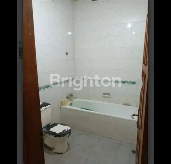 image RUMAH TENGAH KOTA ERLANGGA PLEBURAN SEMARANG SELATAN DEKAT SIMPANG LIMA CIPUTRA MALL (6)