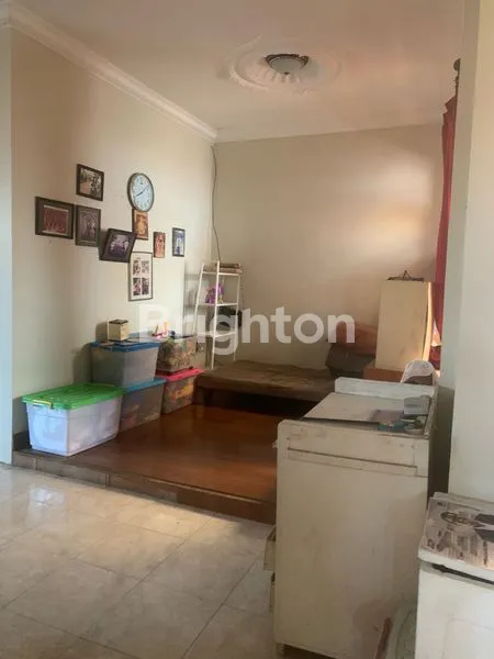 image RUMAH BAGUS DAN TERAWAT TENGAH KOTA (6)