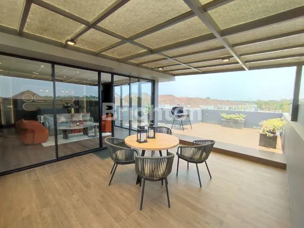 image RUMAH MEWAH DI CITRALAND DEKAT MANA SAJA (3)