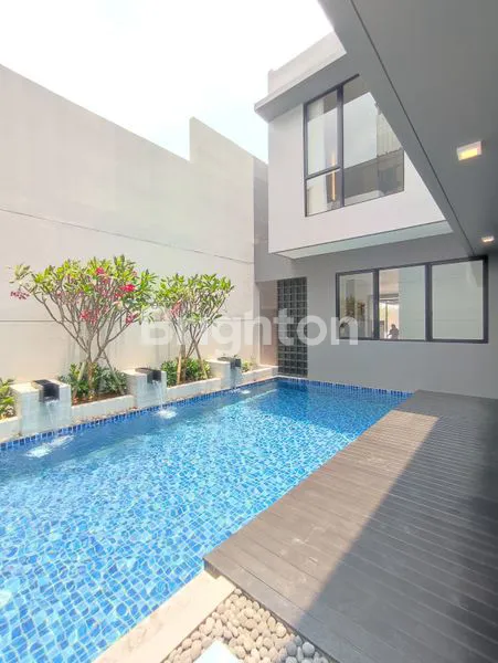 image RUMAH MEWAH DI CITRALAND DEKAT MANA SAJA (6)