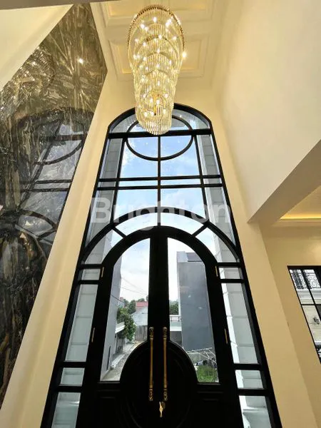 image RUMAH BARU MEWAH AMERICAN CLASSIC DI JAGAKARSA (4)